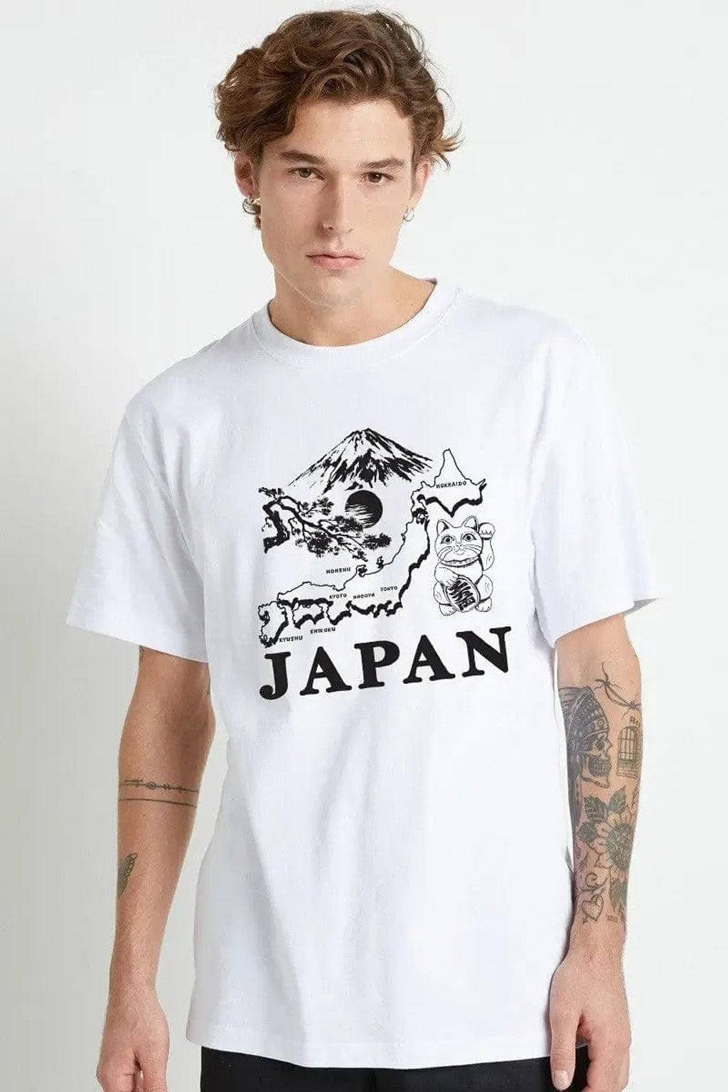 Black graphic T-shirt side view - Epicplacess