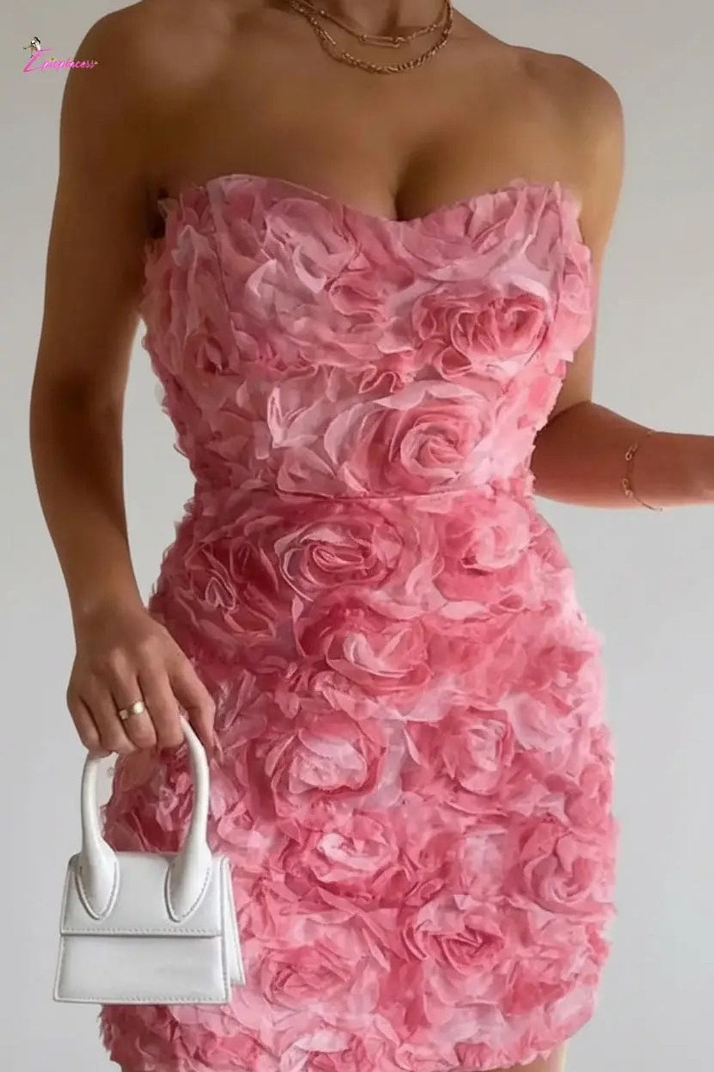 Rose Bouquet dress detail - Epicplacess