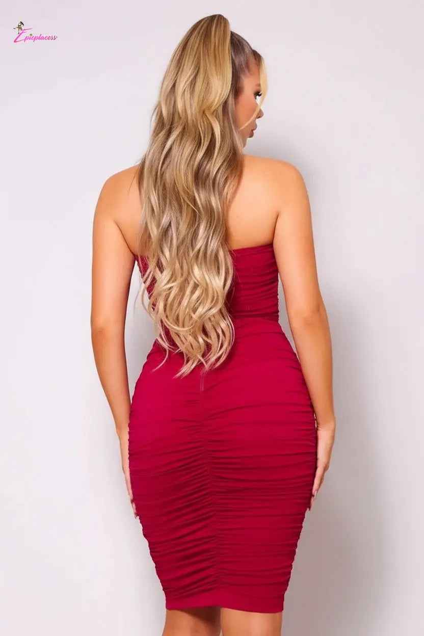 Strapless midi dress close detail - Epicplacess