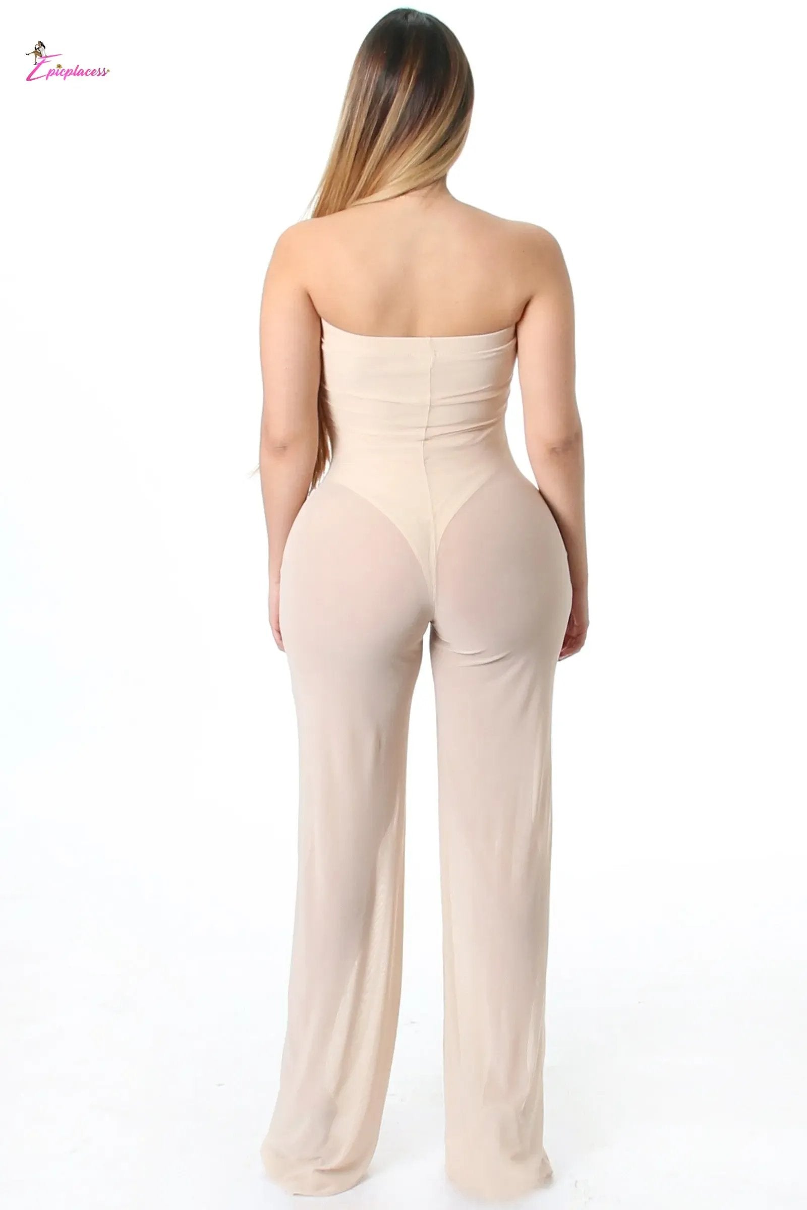Black jumpsuit detail - Epicplacess