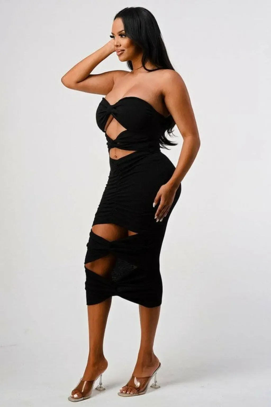 Black tube midi dress front view - Epicplacess