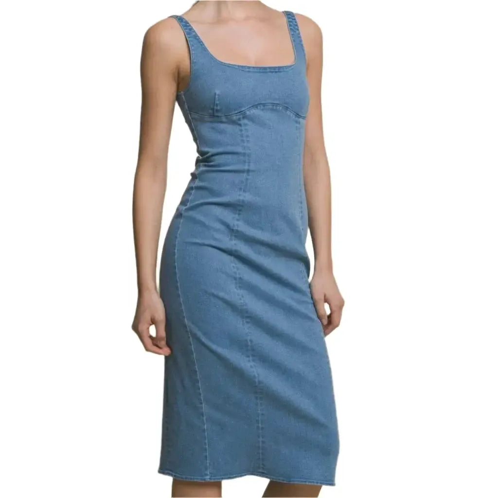 Midi dress close detail - Epicplacess