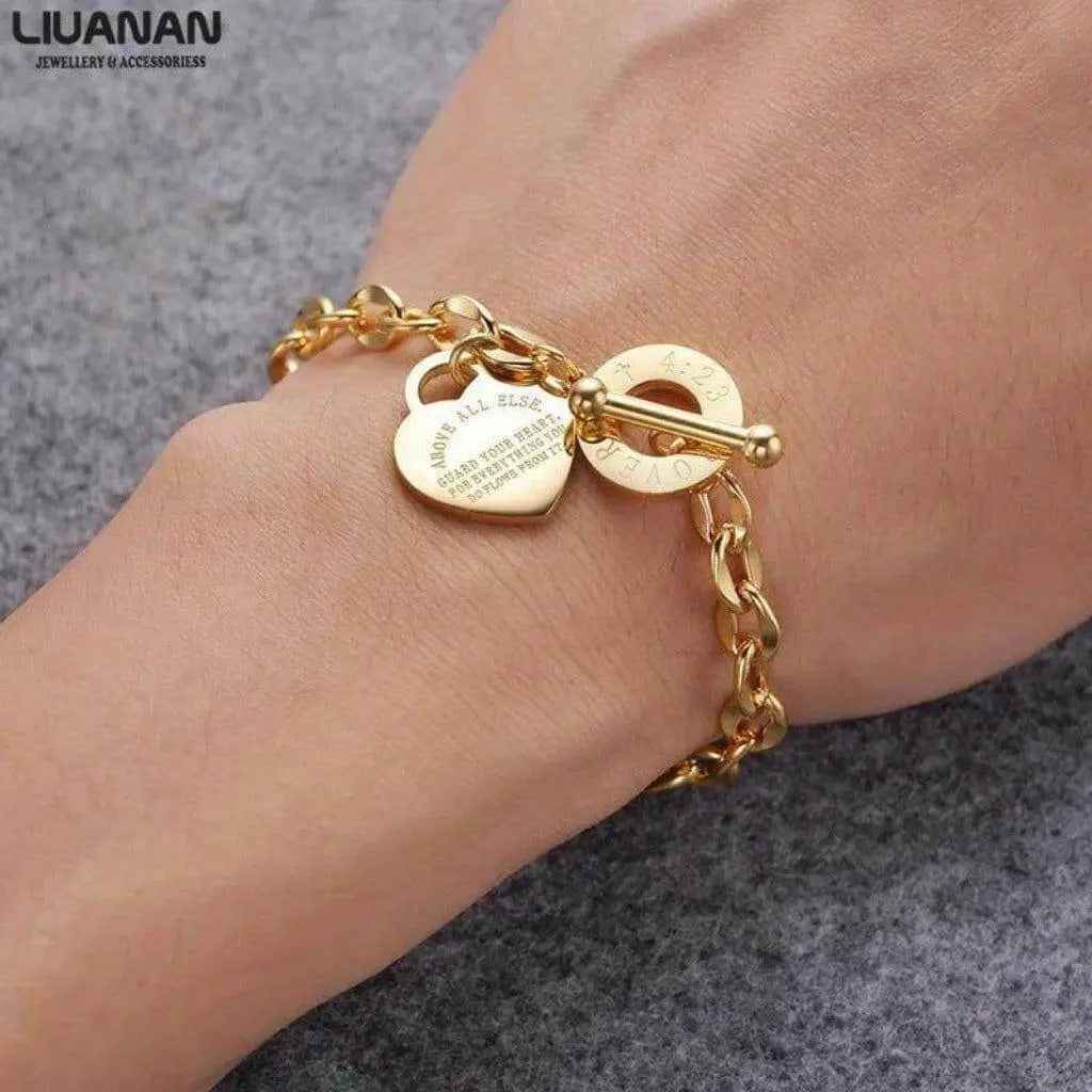 Rose gold bracelet detail - Epicplacess