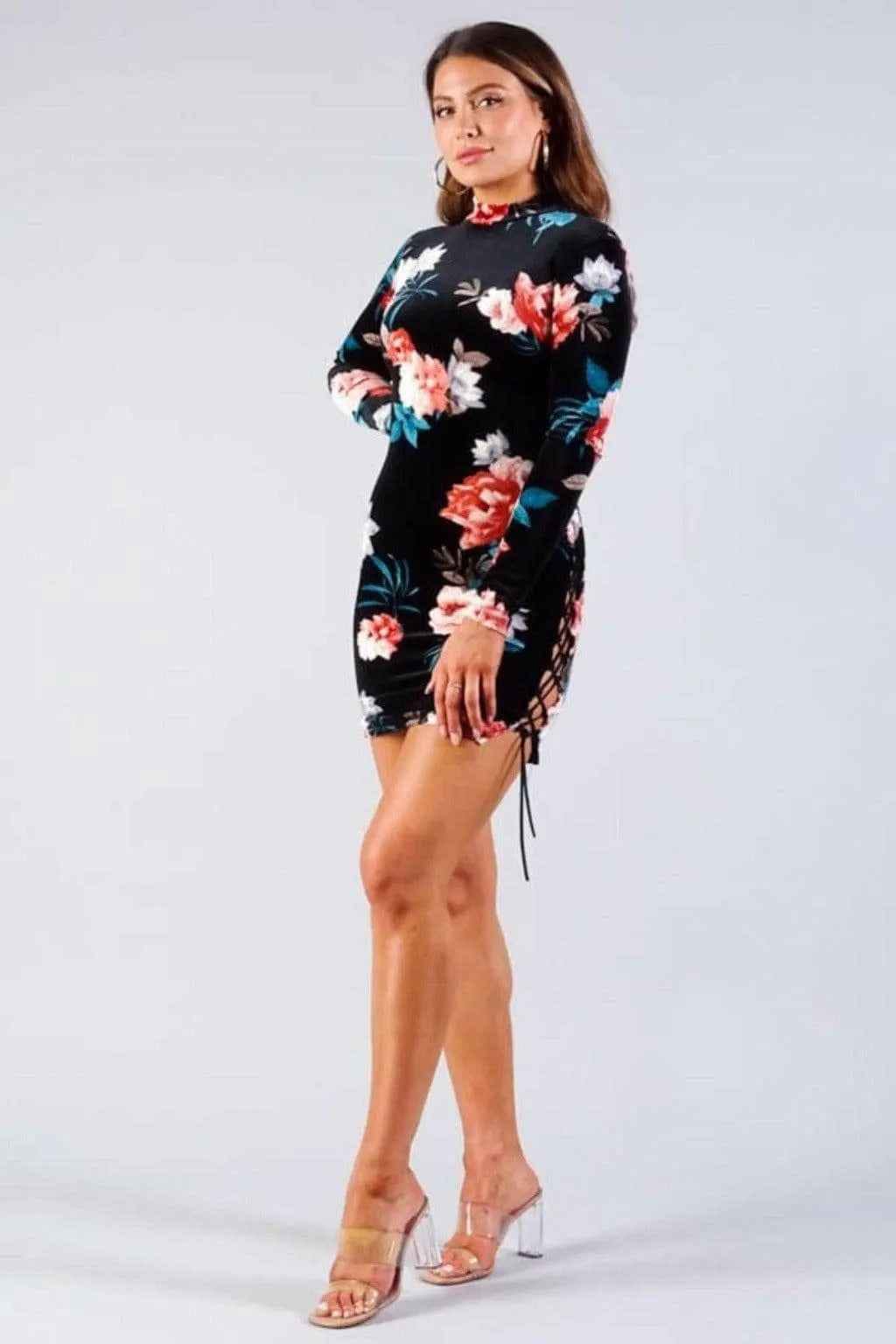 Velvet floral mini dress detail - Epicplacess