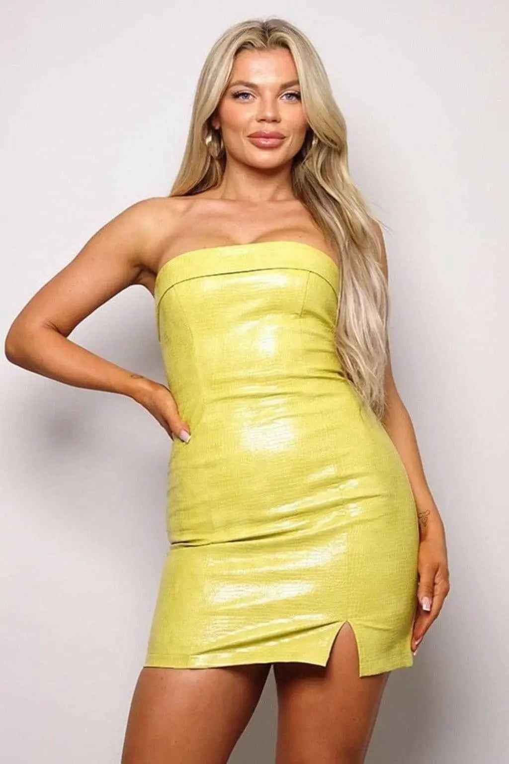 Yellow mini dress - Epicplacess