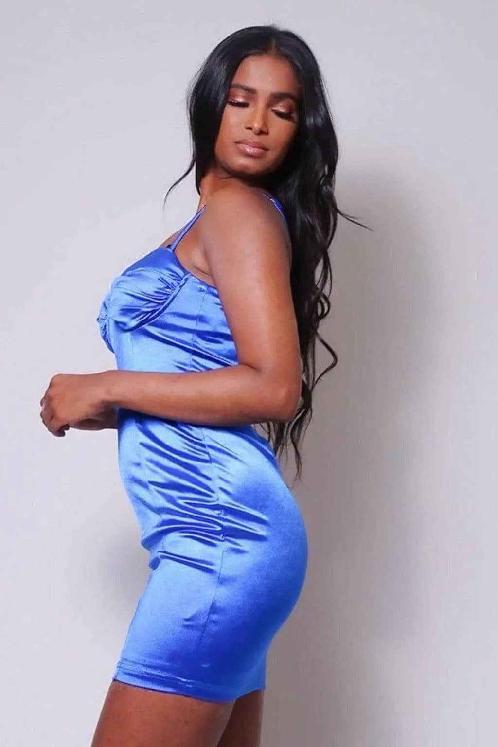 Black satin mini dress back view - Epicplacess