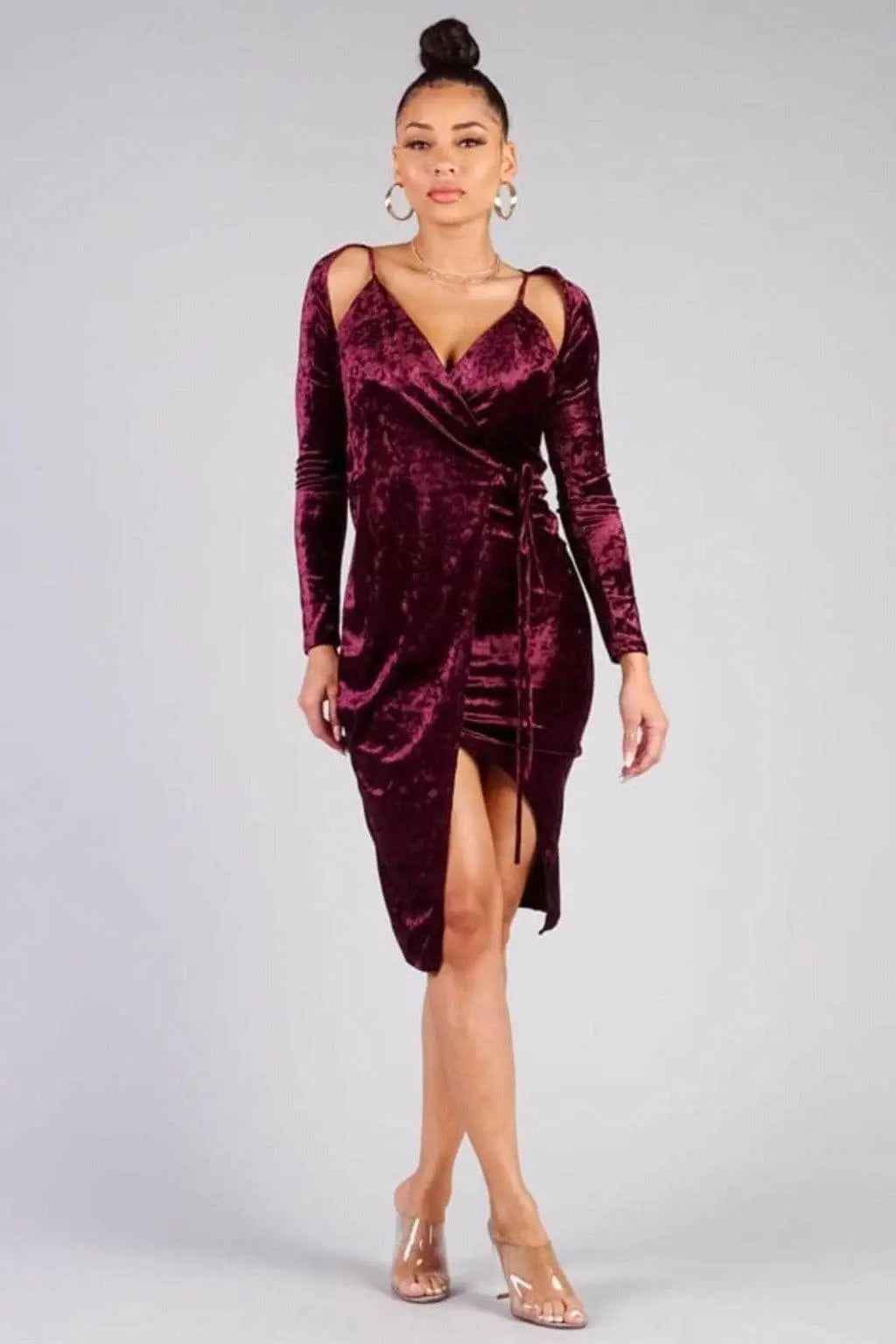 Wrap midi dress front view - Epicplacess