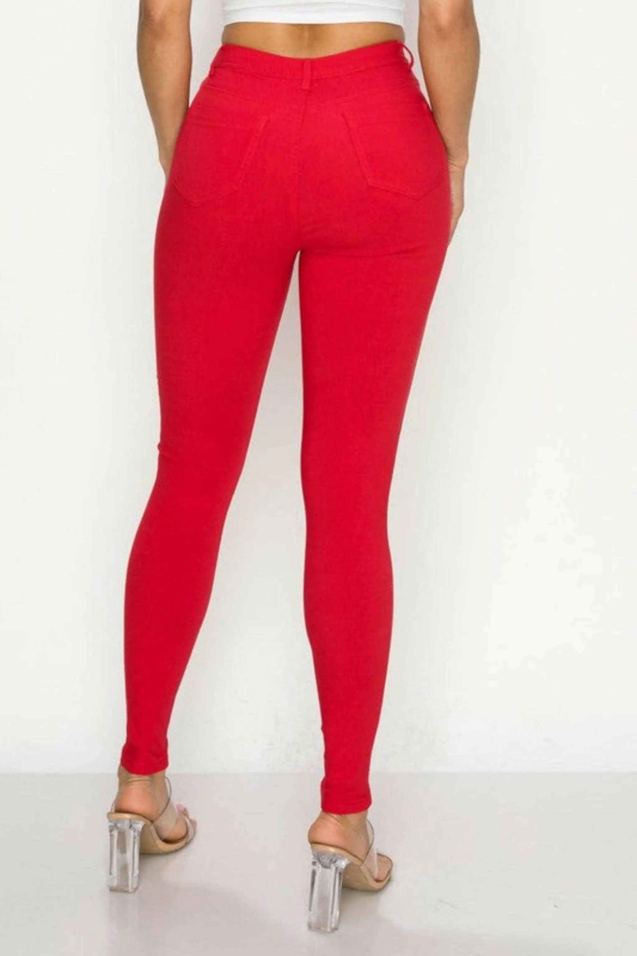 Red jeans front view - Epicplacess