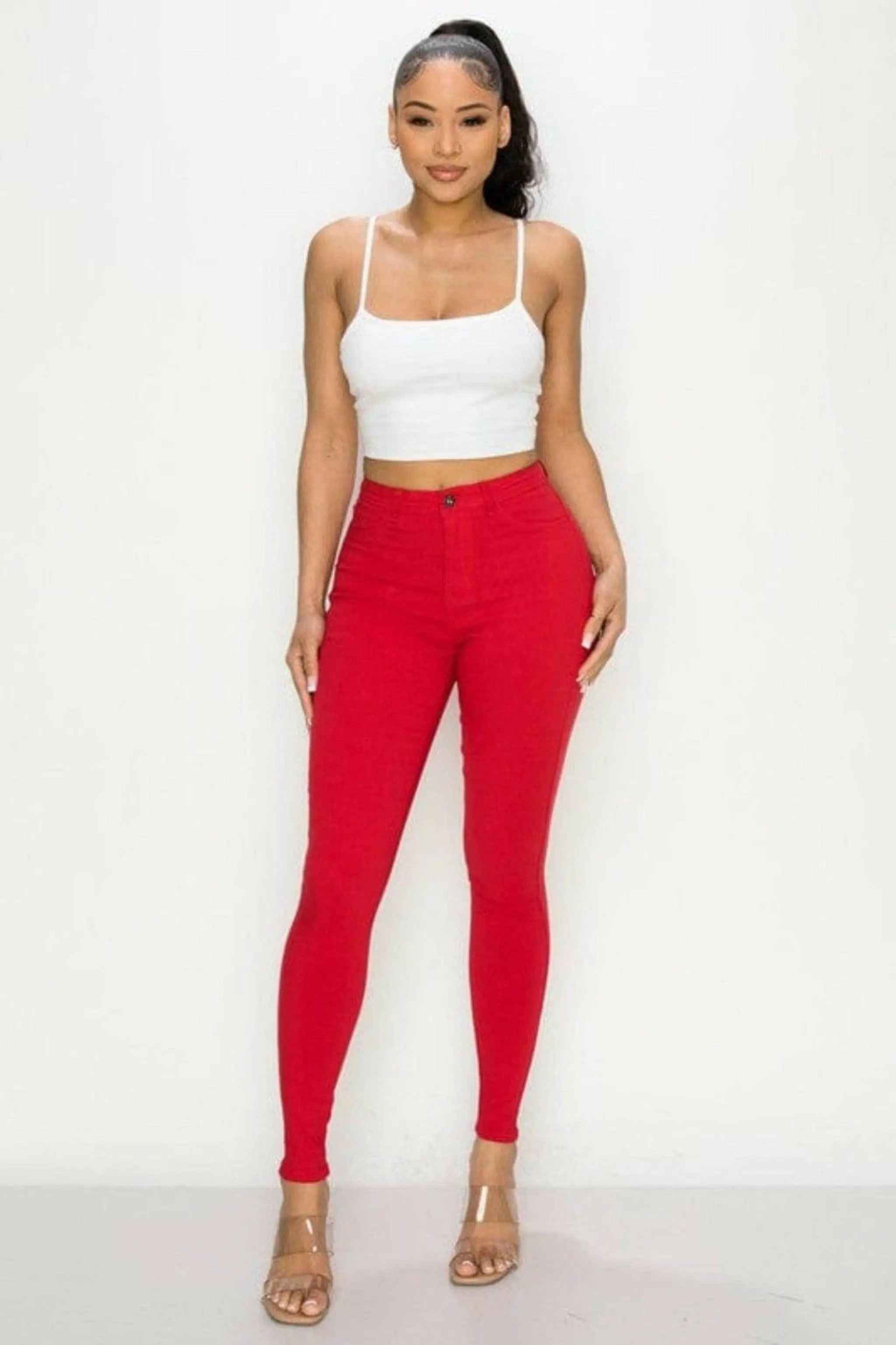 Red jeans detail - Epicplacess