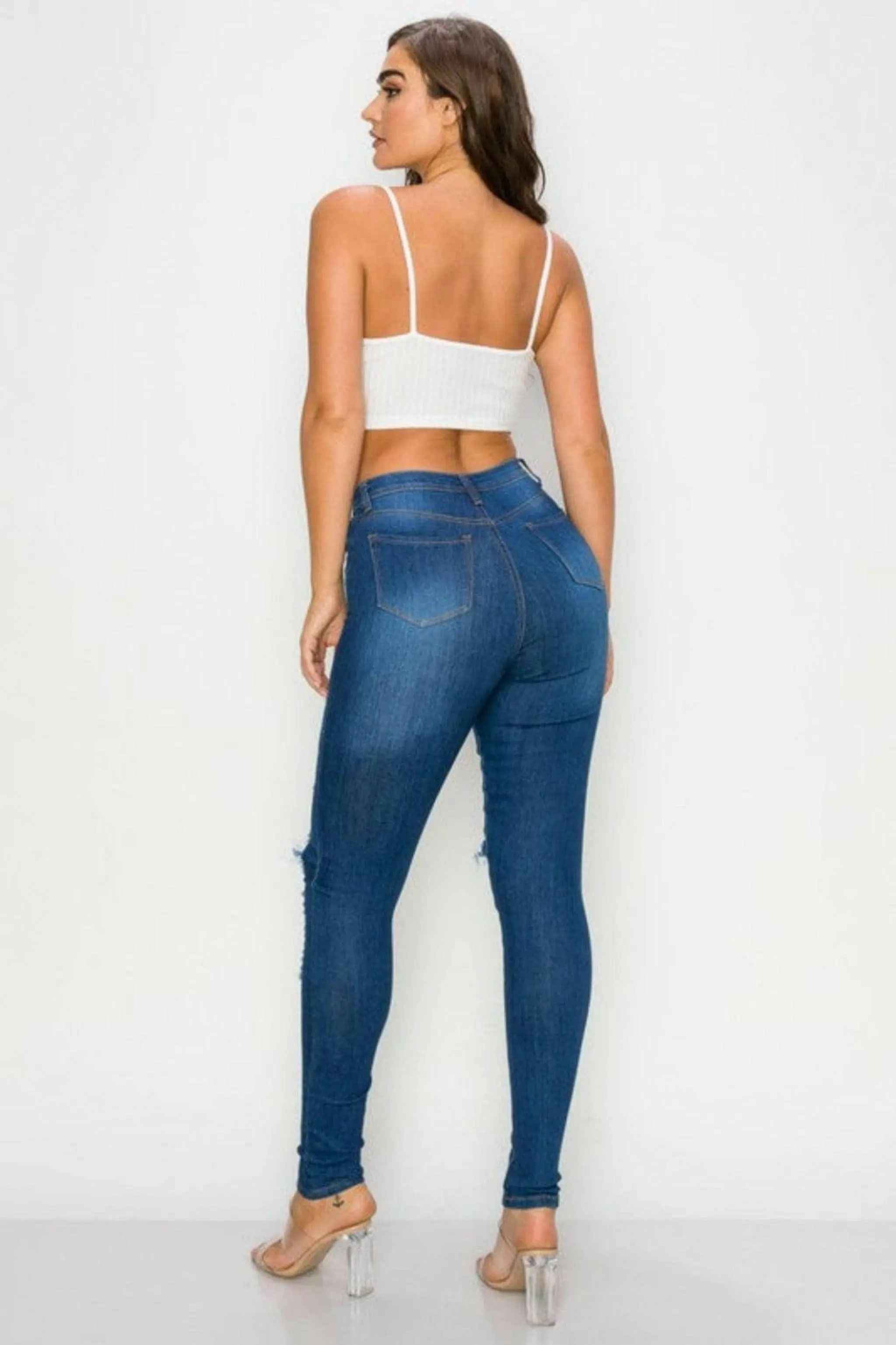 High-waisted jeans front view - Epicplacess