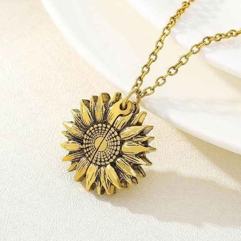 Gold sunflower pendant necklace - Epicplacess