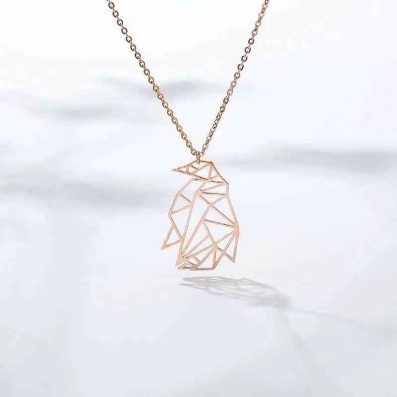 Penguin pendant necklace side view - Epicplacess