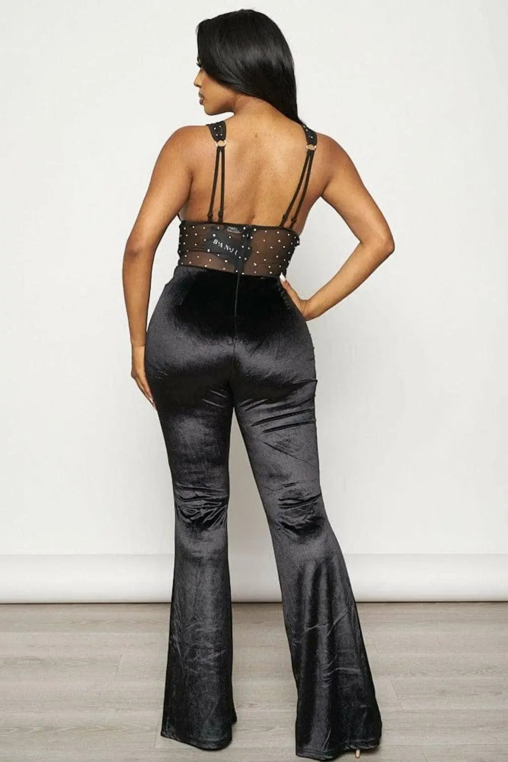 Velvet jumpsuit front detail - Epicplacess