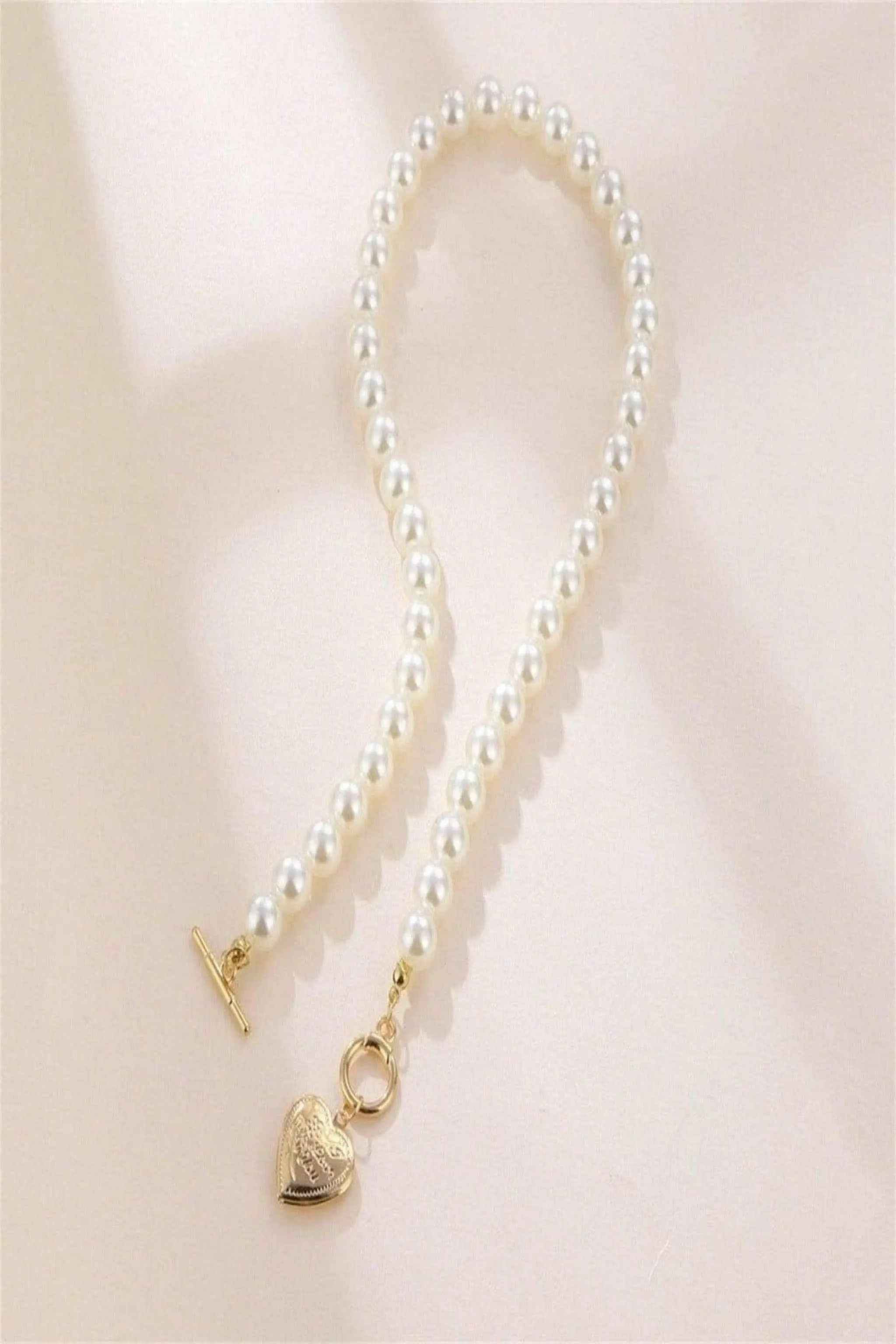 Pearl heart opal necklace front view - Epicplacess