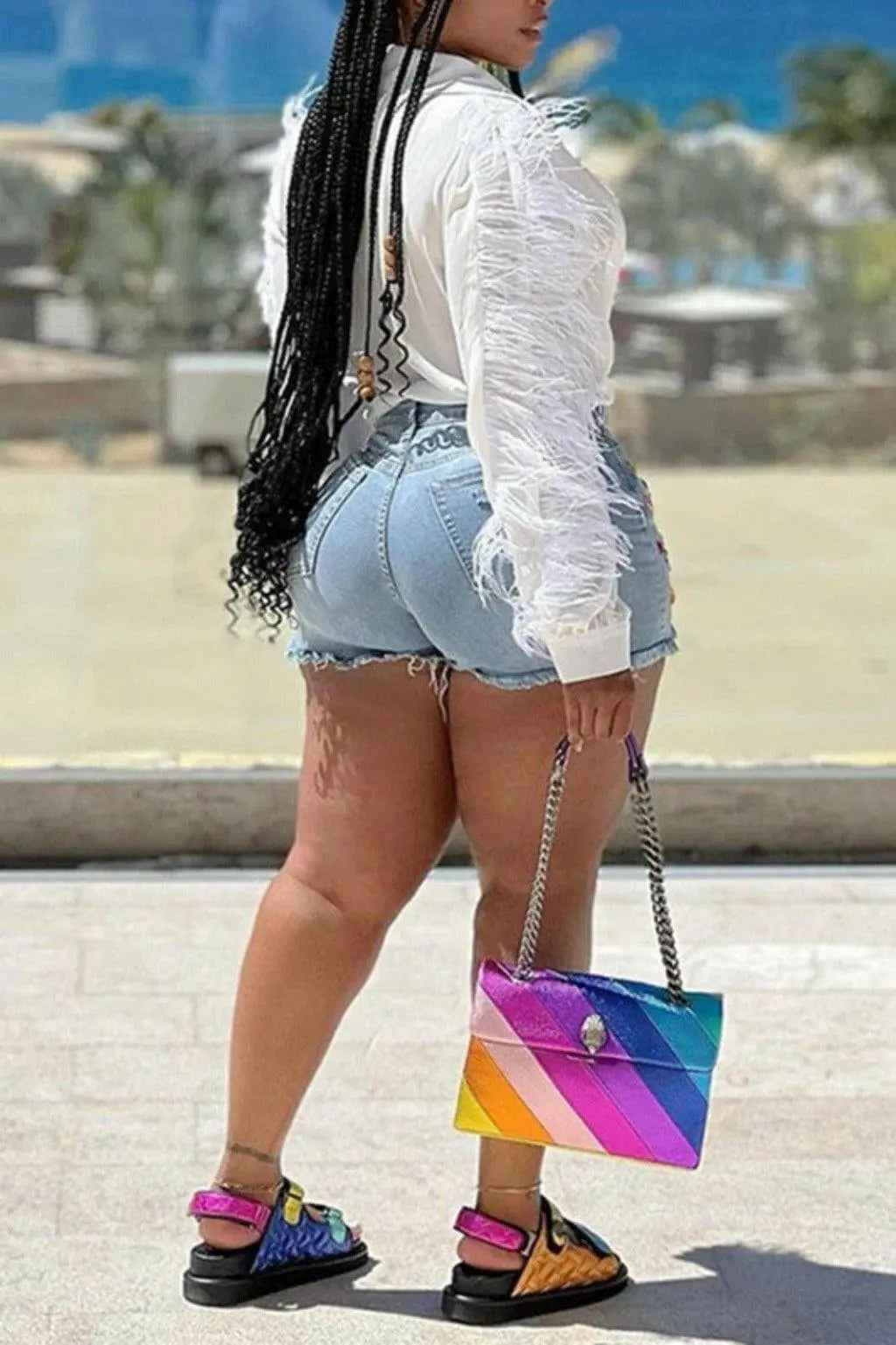 Rhinestone denim shorts detail - Epicplacess