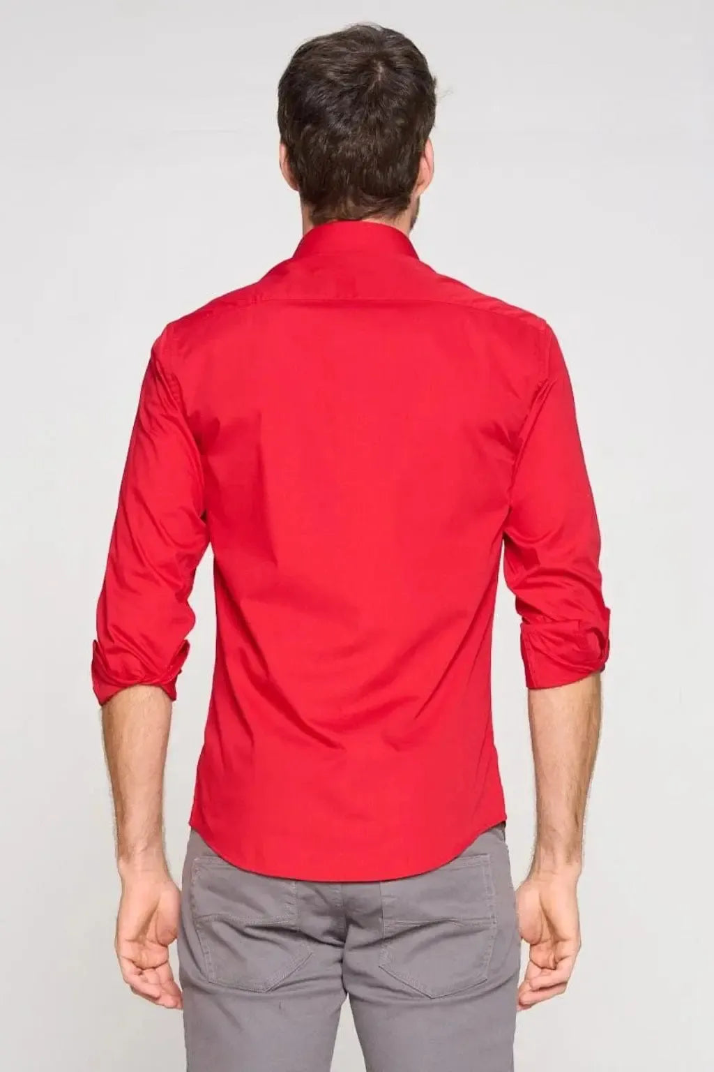 Red shirt side view - Epicplacess