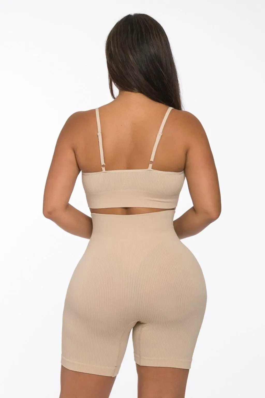 Khaki active set front view - Epicplacess