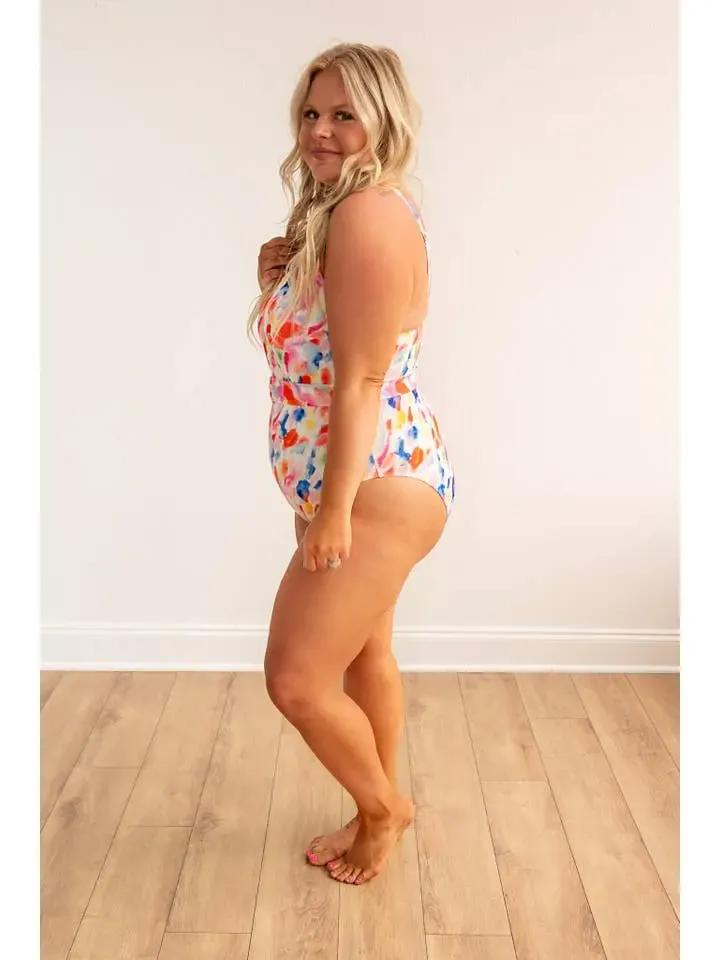 Abstract swimsuit outfit view - Epicplacess
