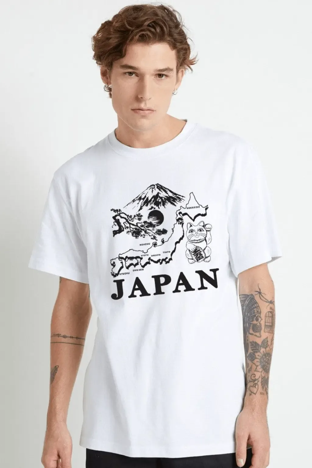Graphic tee back view - Epicplacess