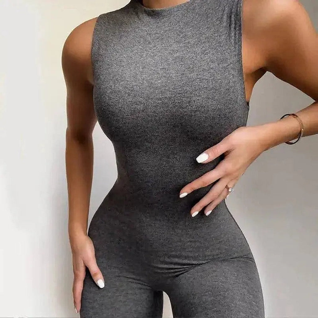 Sleeveless jumpsuit front view - Epicplacess